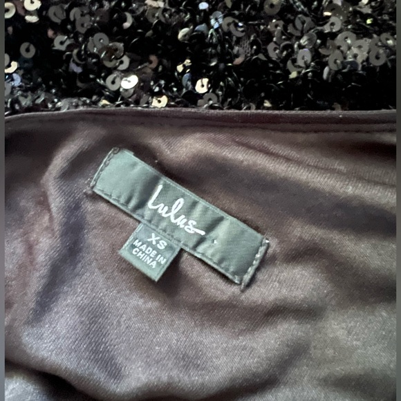 Lulu's Black Sequin One-Shoulder Dress With Feathers XSMALL XS - Picture 3 of 7